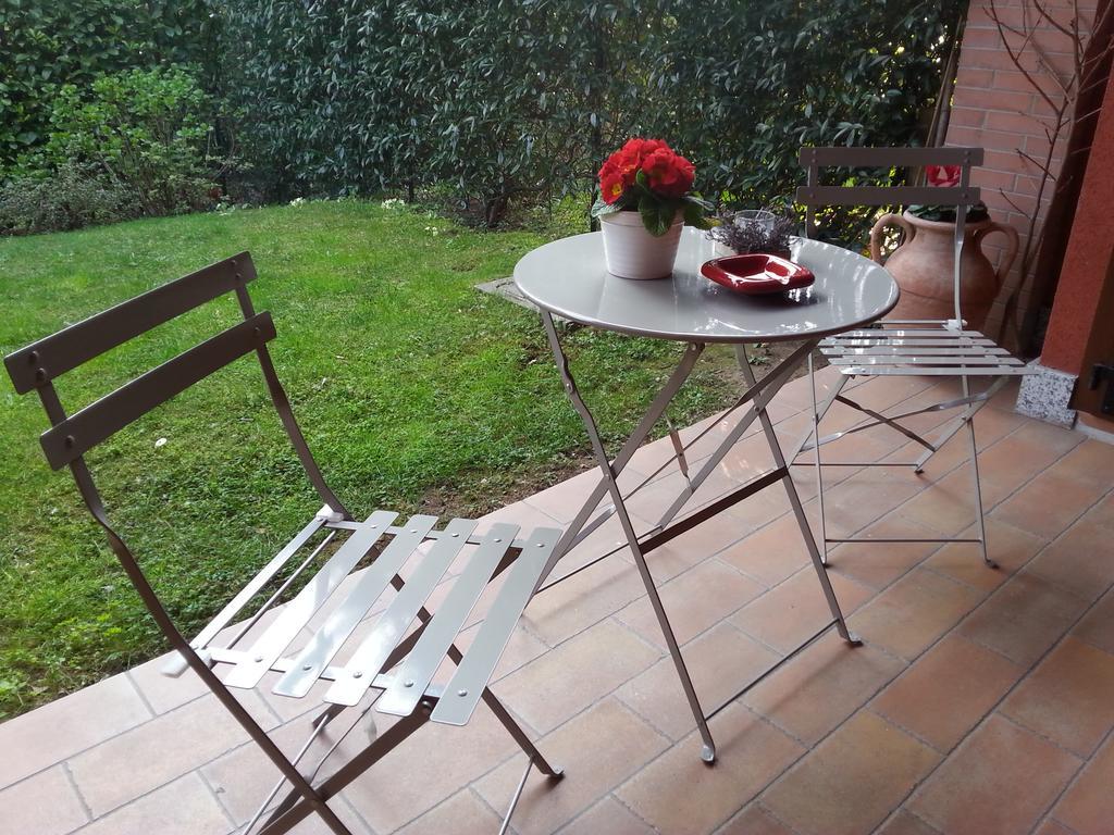 B&B Douglas House Варезе Экстерьер фото